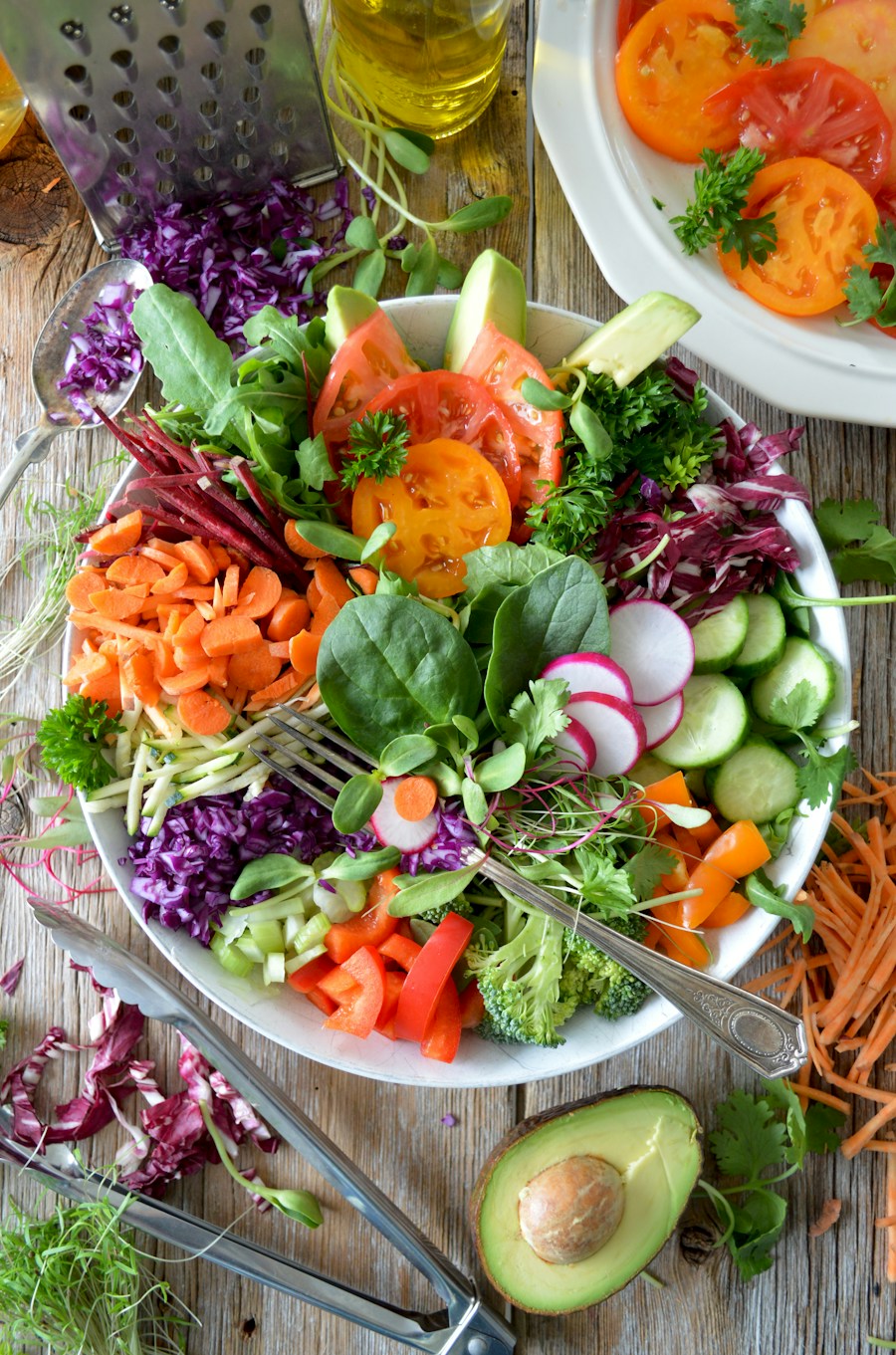 Ingredientes frescos e coloridos para uma alimentação variada